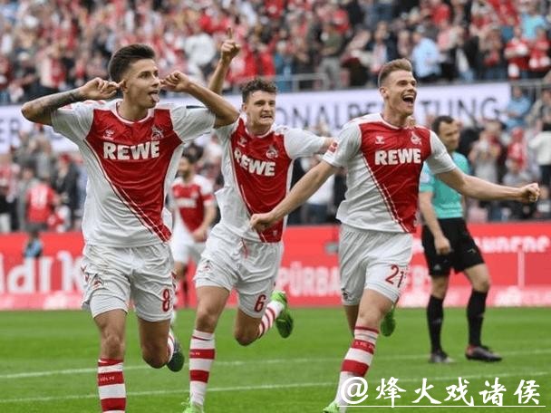 德甲-桑乔传射罗伊斯补时救主 多特3-3帕德博恩