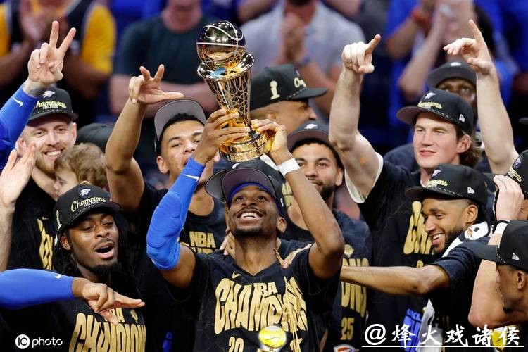 雷霆力克卫冕冠军豪取15连胜 鹈鹕轻取奇才